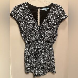 ⭐️She + Sky Romper⭐️